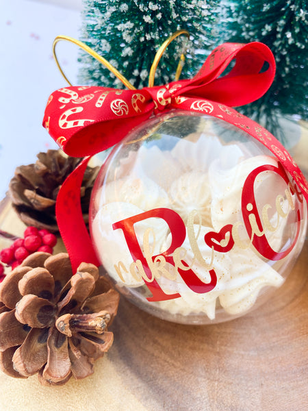 Christmas Ornament w/ Meringue (Suspiro)